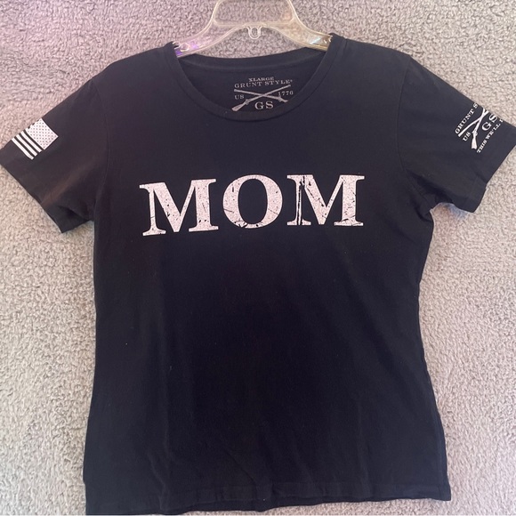 Women’s Grunt Style Mom Shirt Black Small Army Military Armed Forces Mom Noun - Picture 5 of 9